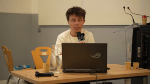 Professionnalisation des comédiens en situation de handicap psychique et mental. Expériences des ESAT artistiques 
