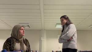 358c1469-dbfe-4d0c-a2f9-2bd84d5f33cd.mov